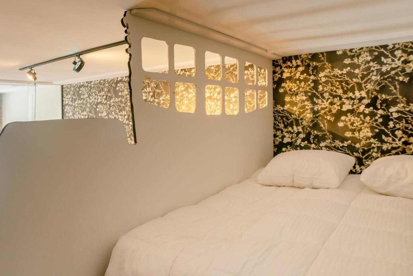 Child Favorite Coach House City Villa Tilburg Exterior foto